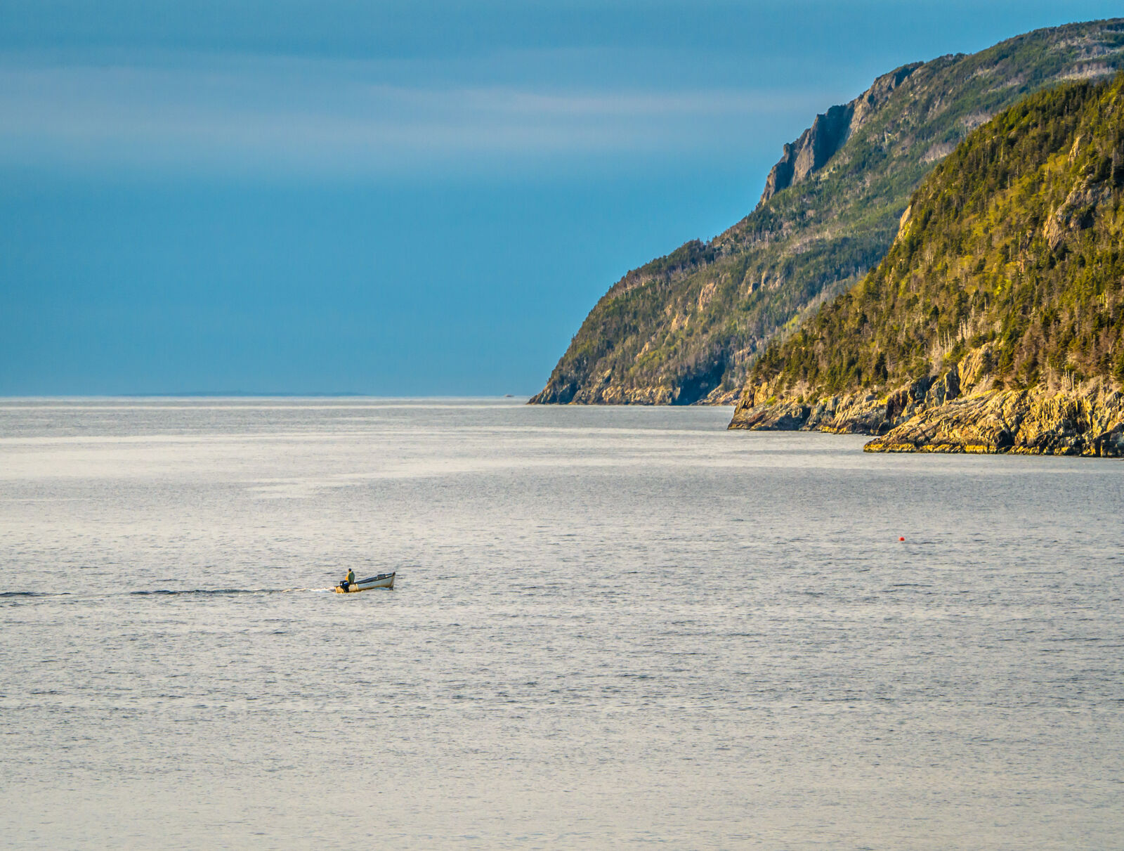 Panasonic Lumix DMC-GX7 + Olympus M.Zuiko ED 75-300mm F4.8-6.7 II sample photo. Boat, coast, newfoundland, ocean photography