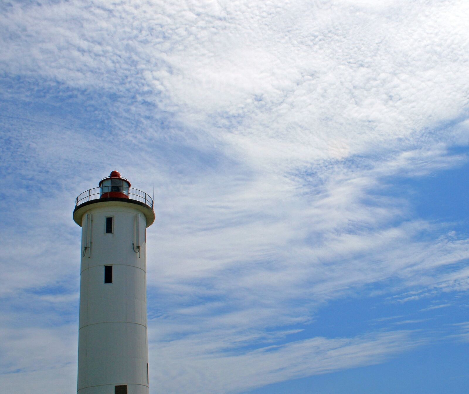 Canon EOS 400D (EOS Digital Rebel XTi / EOS Kiss Digital X) sample photo. Lighthouse, nautical, beacon photography