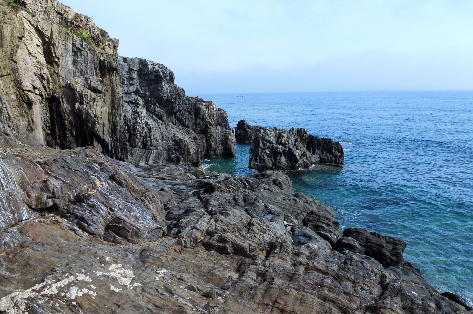 Panasonic Lumix DMC-ZS10 (Lumix DMC-TZ20 / Lumix DMC-TZ22) sample photo. Side, sea, nature photography