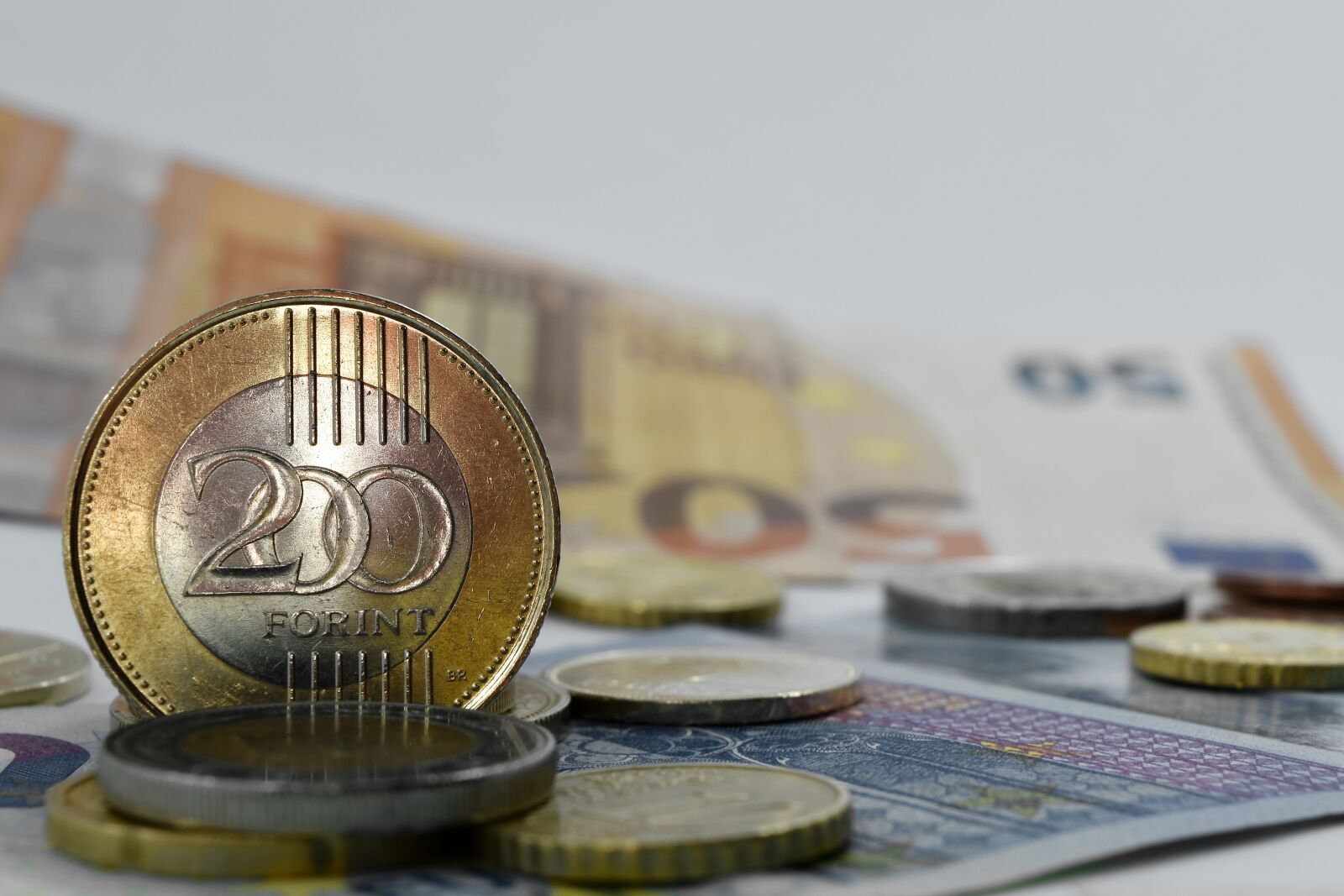 Nikon D5500 sample photo. Economic growth, europe, forint photography