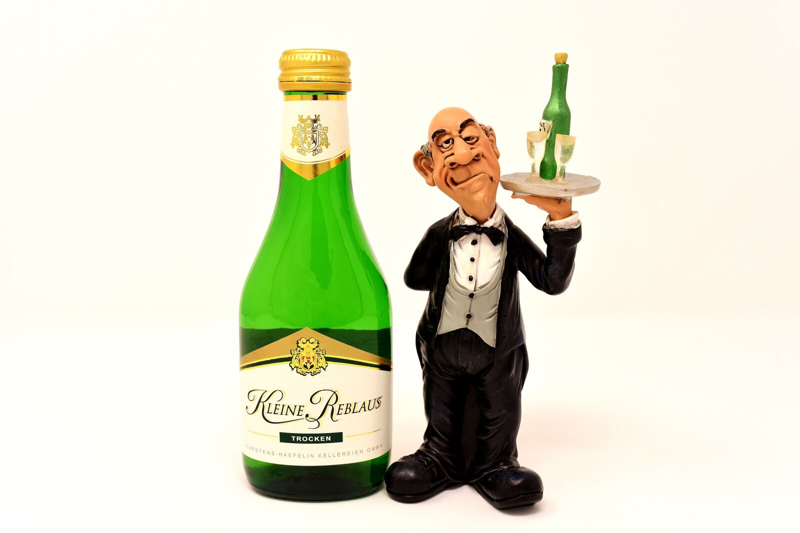 Nikon D7200 sample photo. Waiter, wine, serve photography