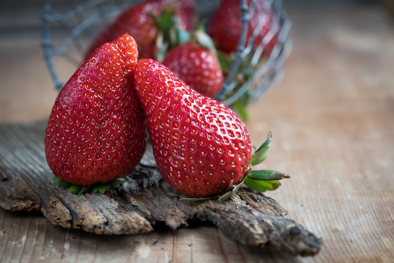 Nikon D750 sample photo. Strawberries, red, fresh photography