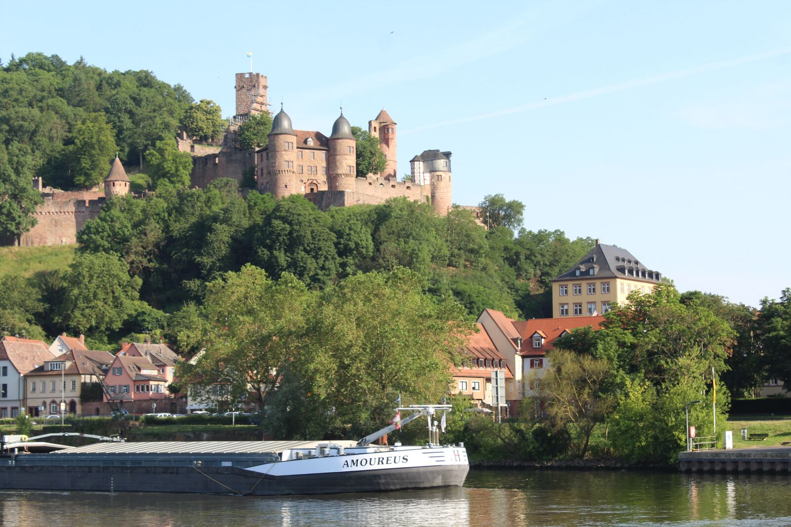 Canon EOS 1200D (EOS Rebel T5 / EOS Kiss X70 / EOS Hi) sample photo. Wertheim, castle, river photography