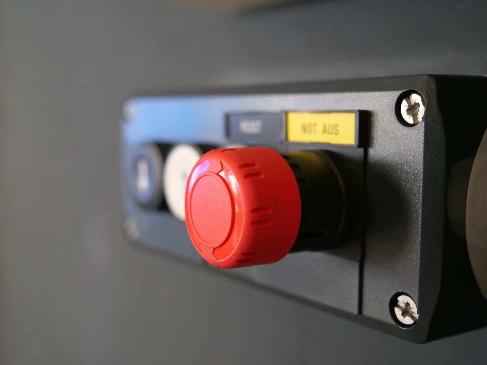 Panasonic Lumix DC-G9 sample photo. Emergency stop switch, switch photography