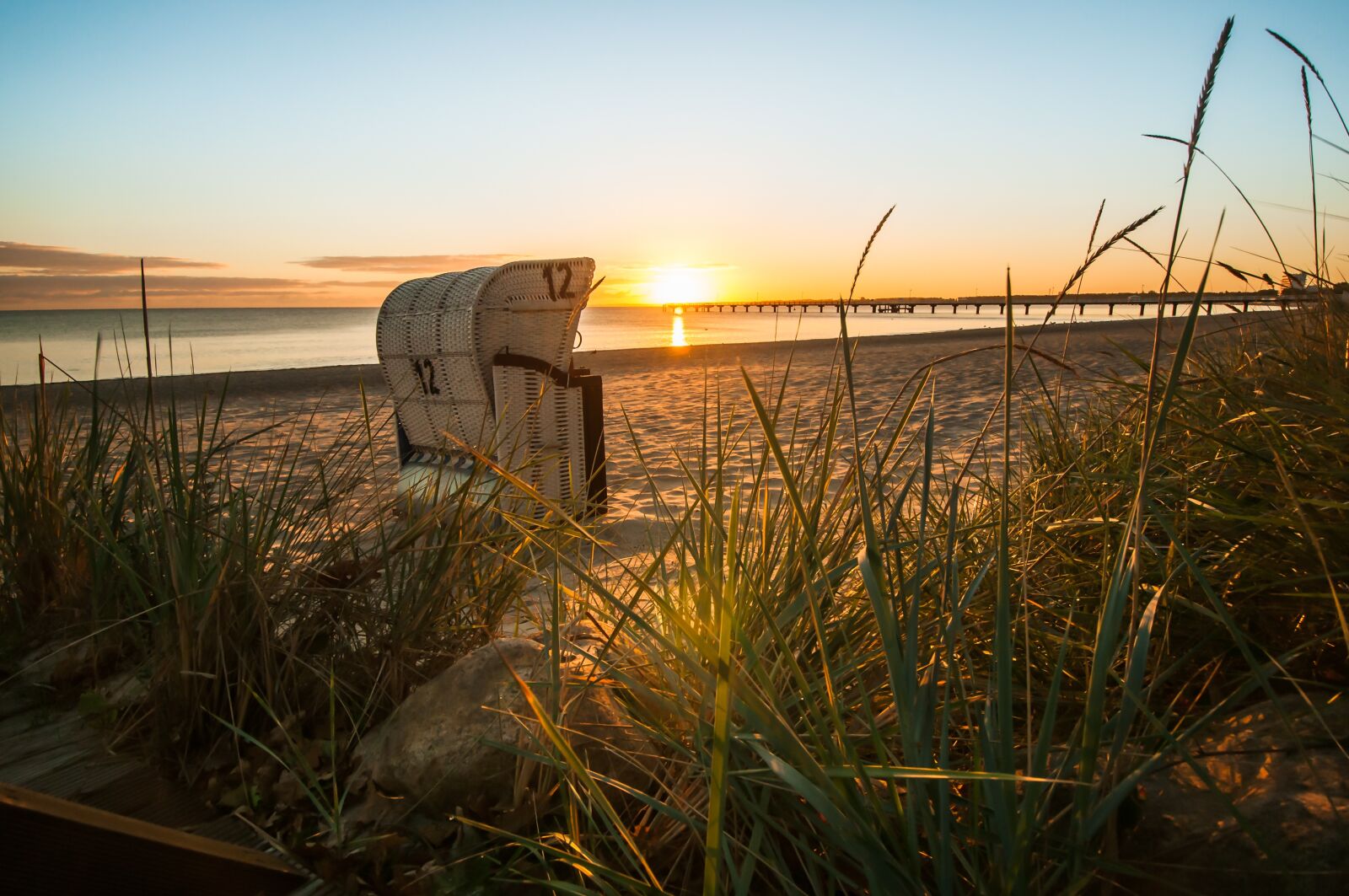 Nikon D90 sample photo. Beach chair, sunrise, beach photography
