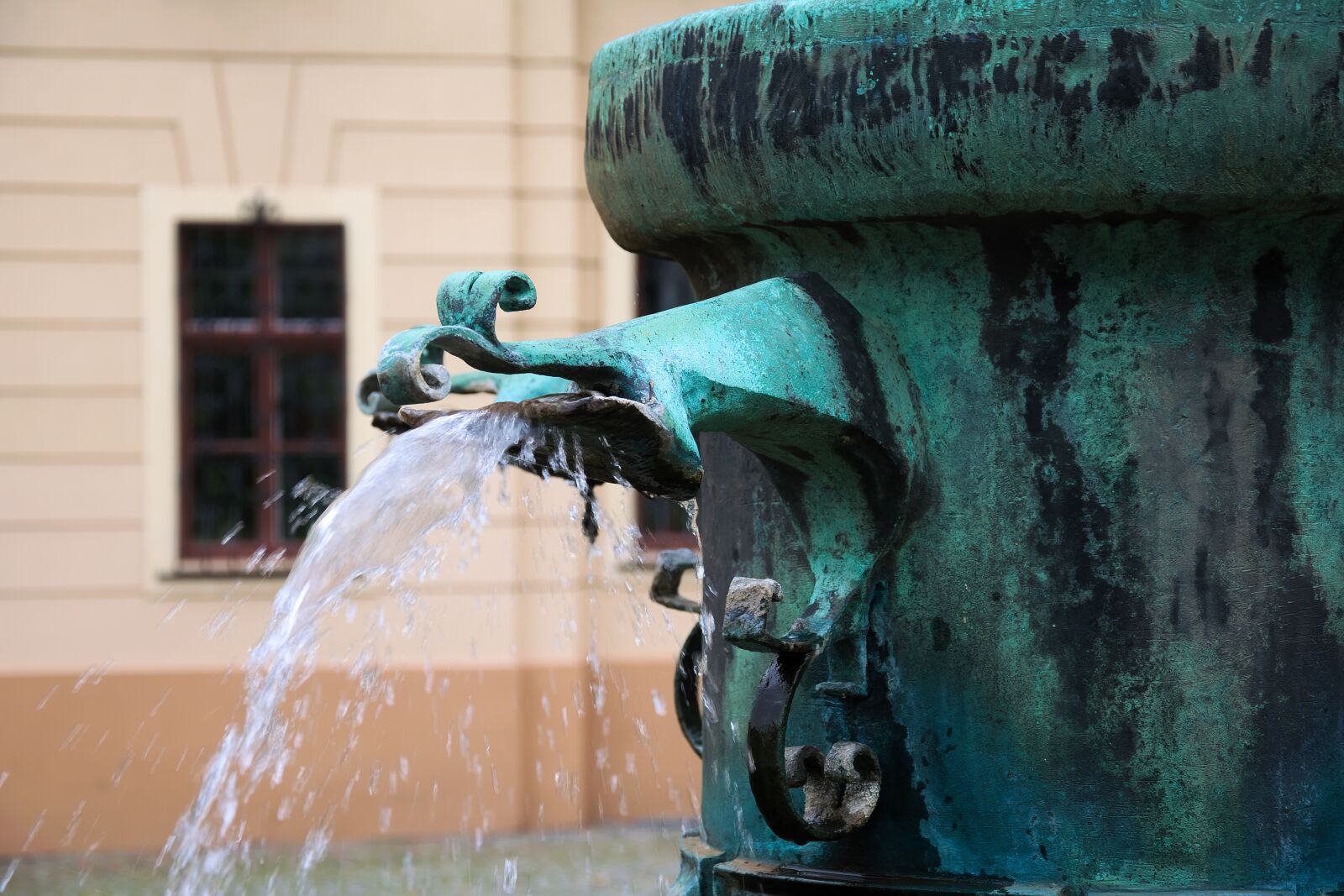 Nikon D3300 sample photo. Fountain, water dispenser, cold photography
