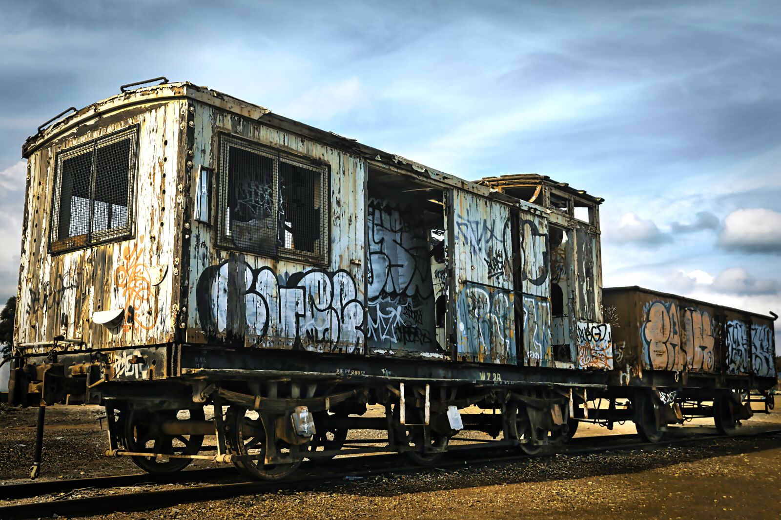 Canon EF 24-70mm F2.8L II USM sample photo. Train, carriage, abandoned photography