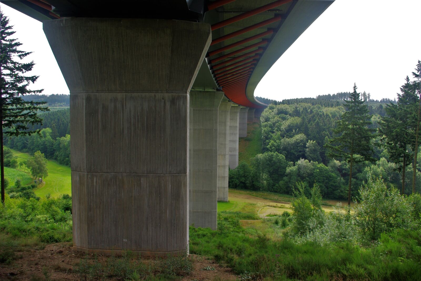 Pentax K-m (K2000) sample photo. Bridge, highway, traffic photography