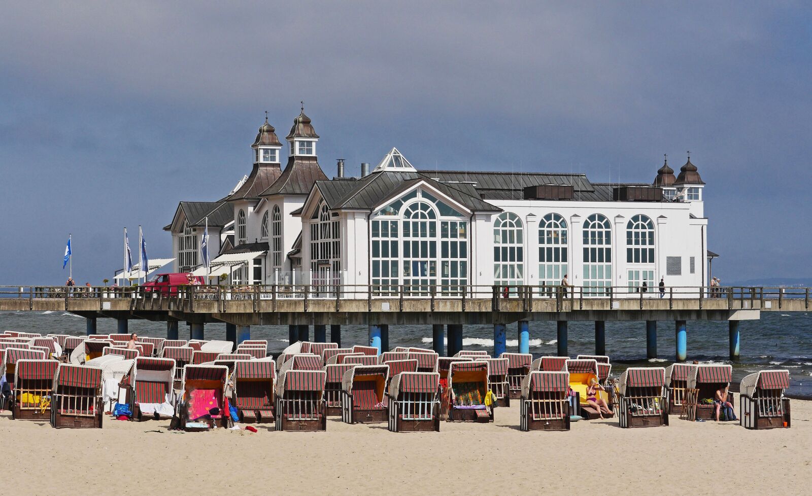 Panasonic Lumix DMC-GH3 sample photo. Sea bridge, sellin, r photography