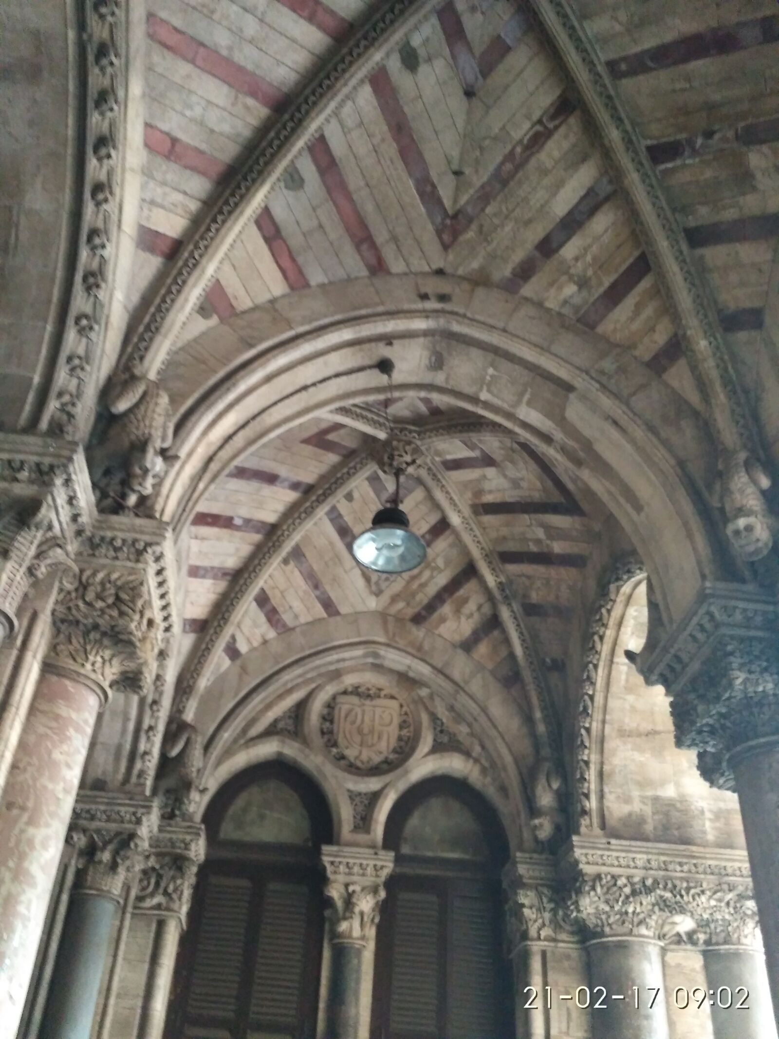 Xiaomi Redmi 3S sample photo. Mumbai, cst, railway photography