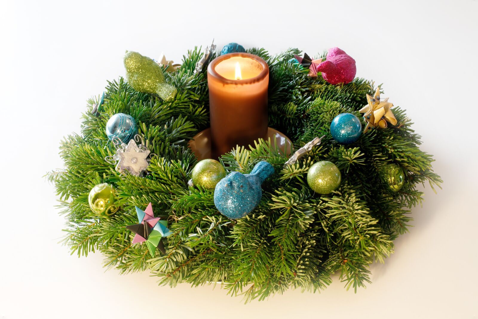 Canon EOS 5D Mark II sample photo. Advent wreath, candle, christmas photography