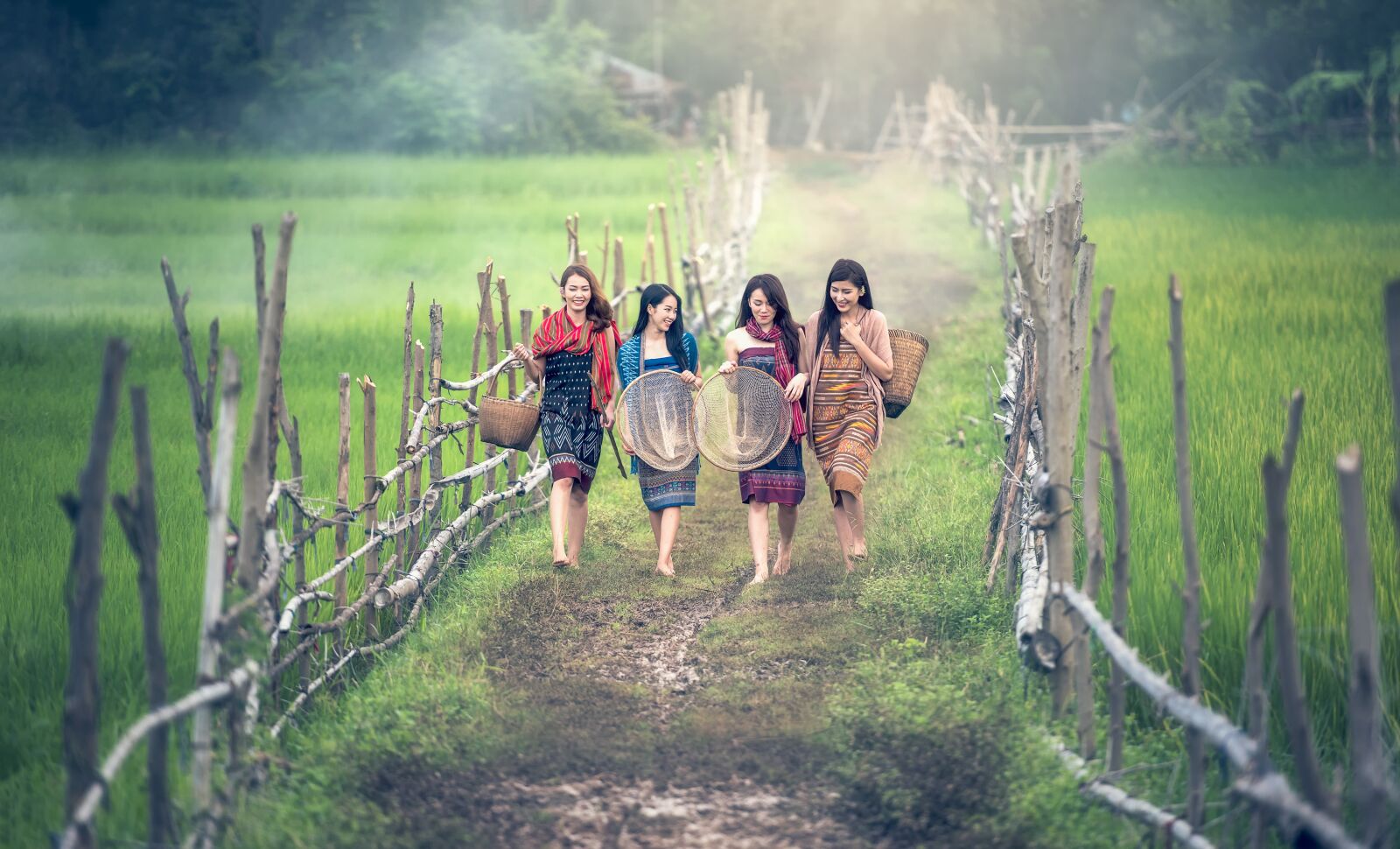 Nikon D810 sample photo. Girl, countryside, path photography