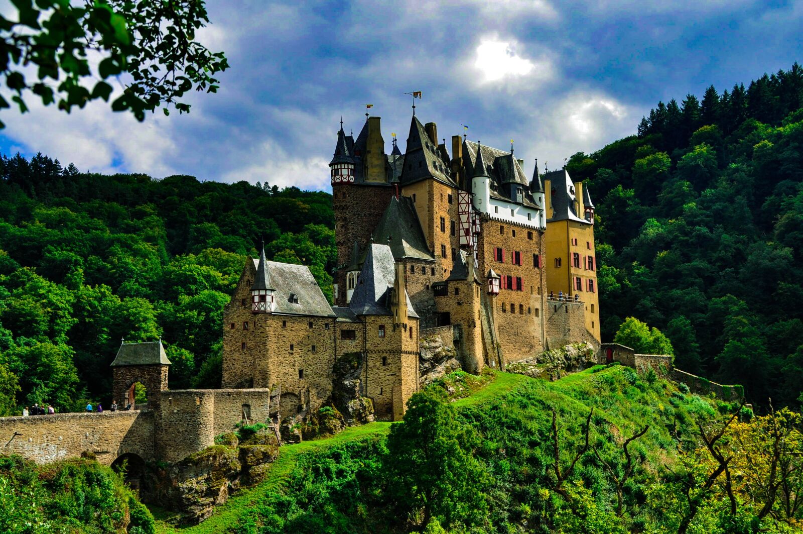 Nikon D5000 sample photo. Castle, nature, fairy tales photography