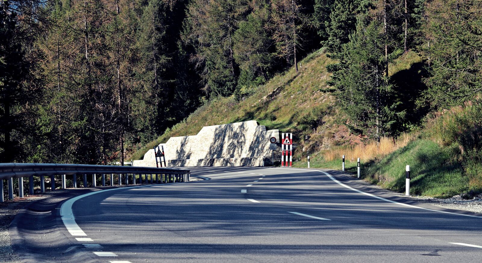 Canon EF 50mm F1.8 STM sample photo. Road, mountain road, bergstrasse photography