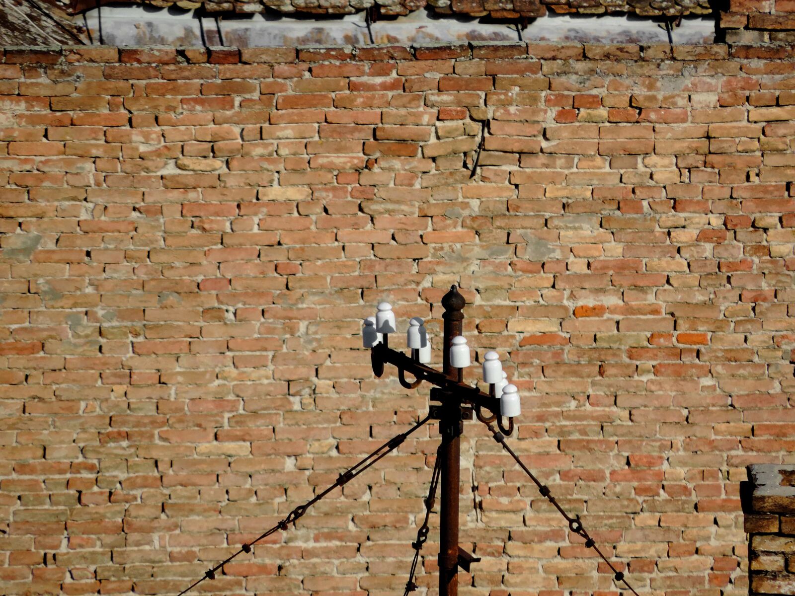 Nikon Coolpix P520 sample photo. Abandoned, electricity, rust, brick photography