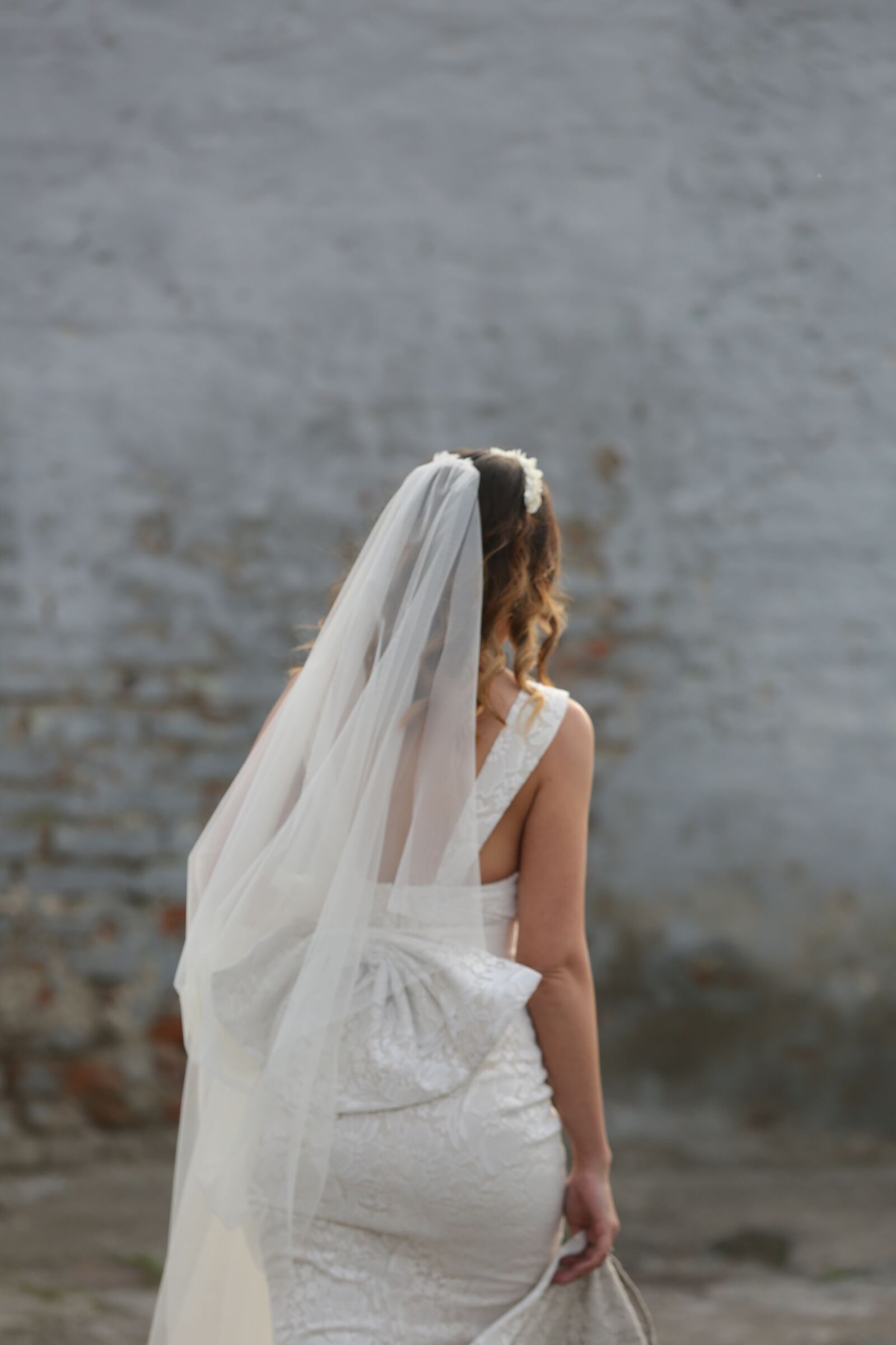 Canon EOS 5D Mark III sample photo. Dress, elegance, gorgeous, pretty photography