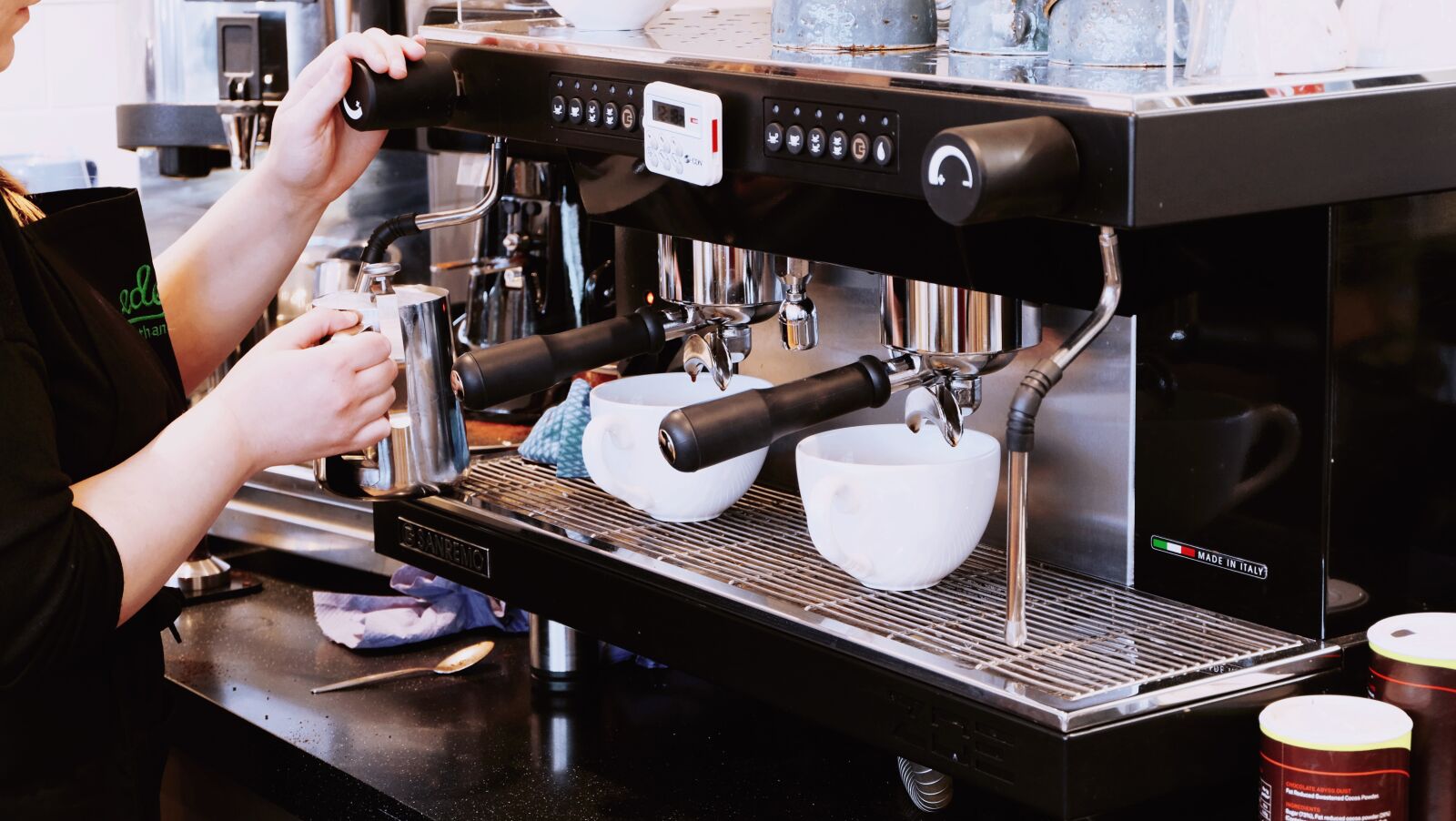 Fujifilm X-M1 sample photo. Beverage, café, coffee machine photography