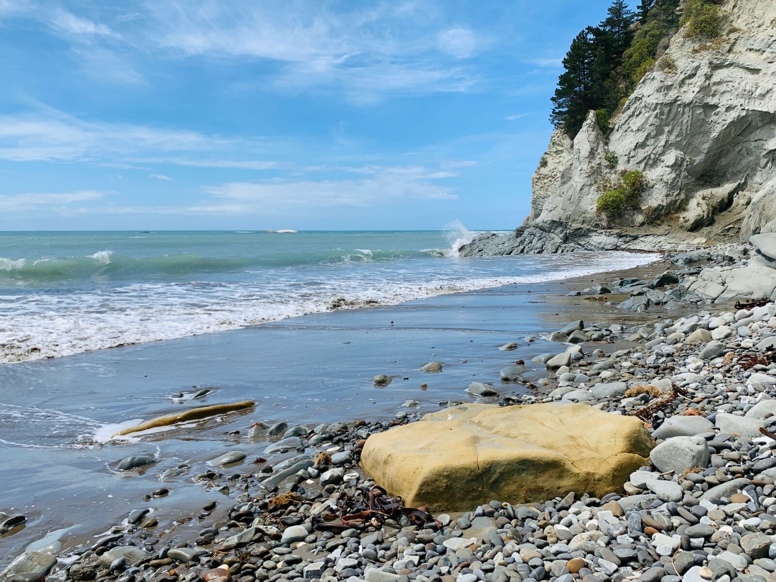 Apple iPhone XR sample photo. Beach, ocean, sea photography