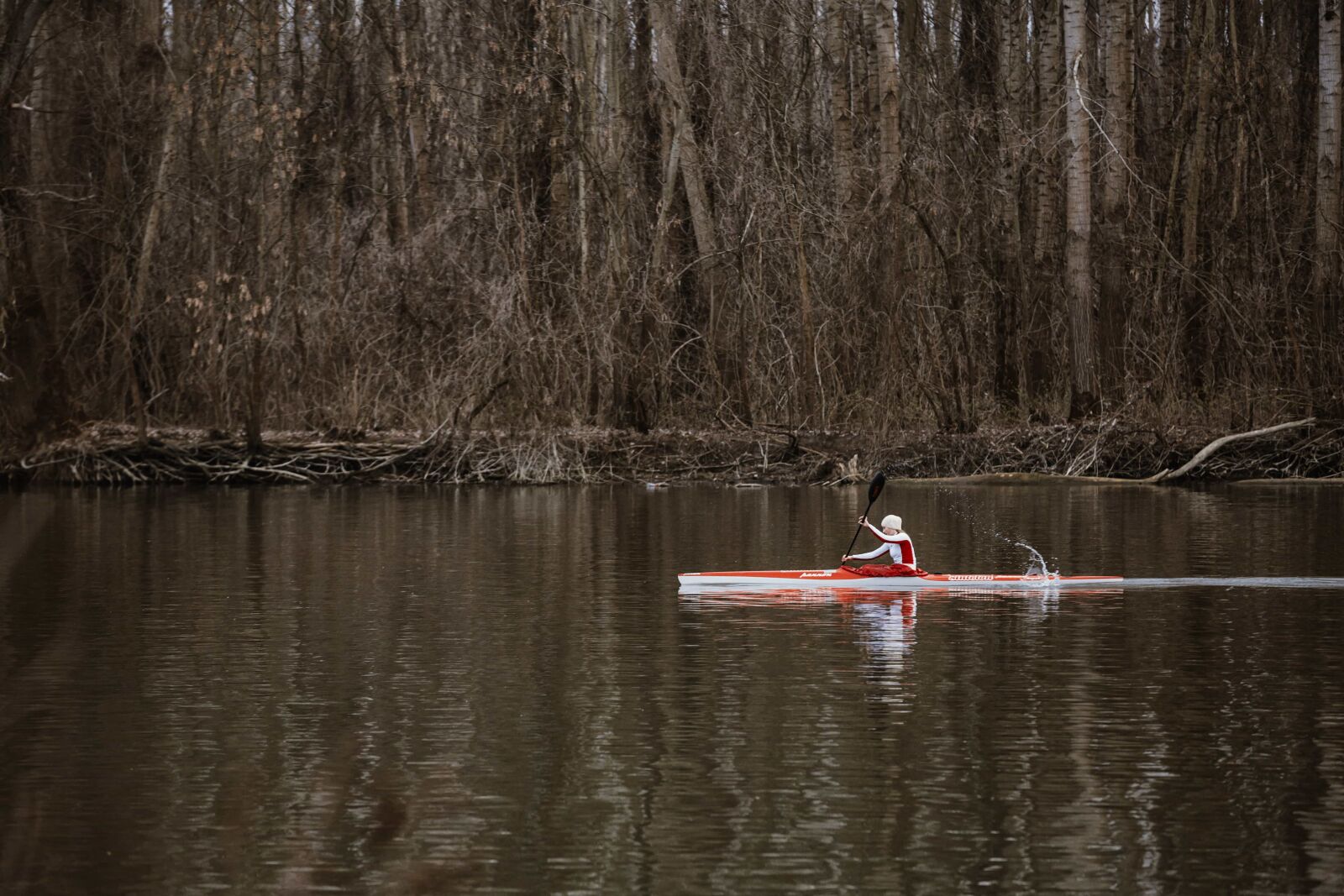 Canon EOS 5D Mark III sample photo. Water, lake, oar, reflection photography