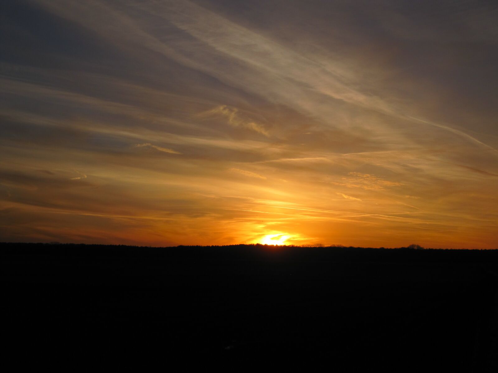Canon PowerShot SD970 IS (Digital IXUS 990 IS / IXY Digital 830 IS) sample photo. Twilight, setting sun, sky photography