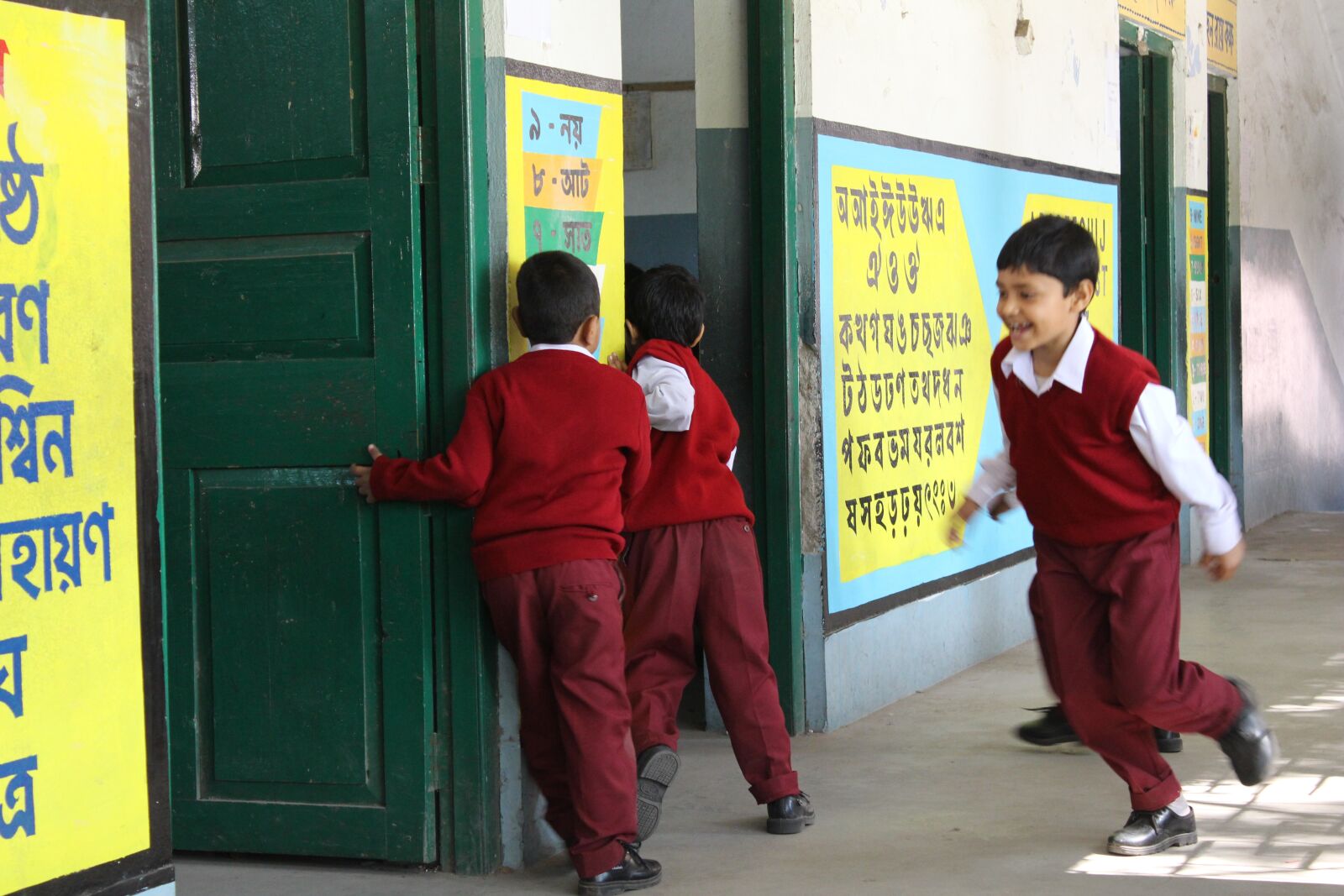 Canon EOS 700D (EOS Rebel T5i / EOS Kiss X7i) sample photo. Student masti, naughty student photography