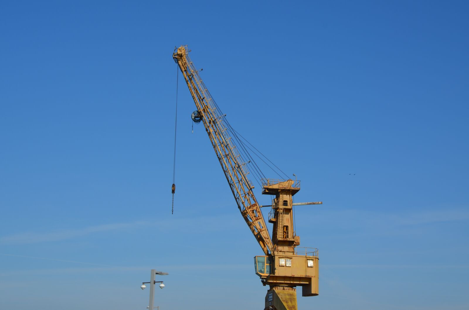 Nikon D5100 sample photo. Sky, industry, crane photography