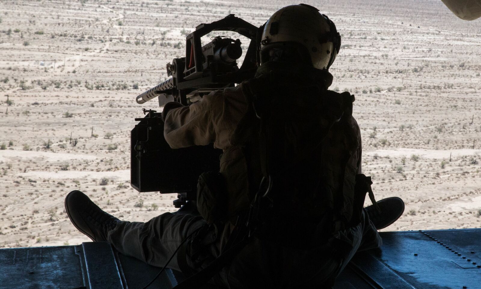 Canon EOS-1D X sample photo. Gunner, door gunner, tail photography