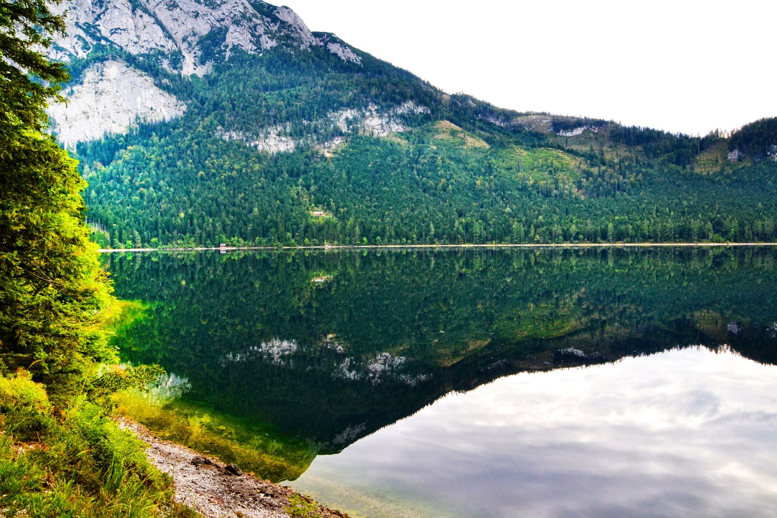 Nikon D3100 sample photo. Ausseer lake, autumn, nature photography
