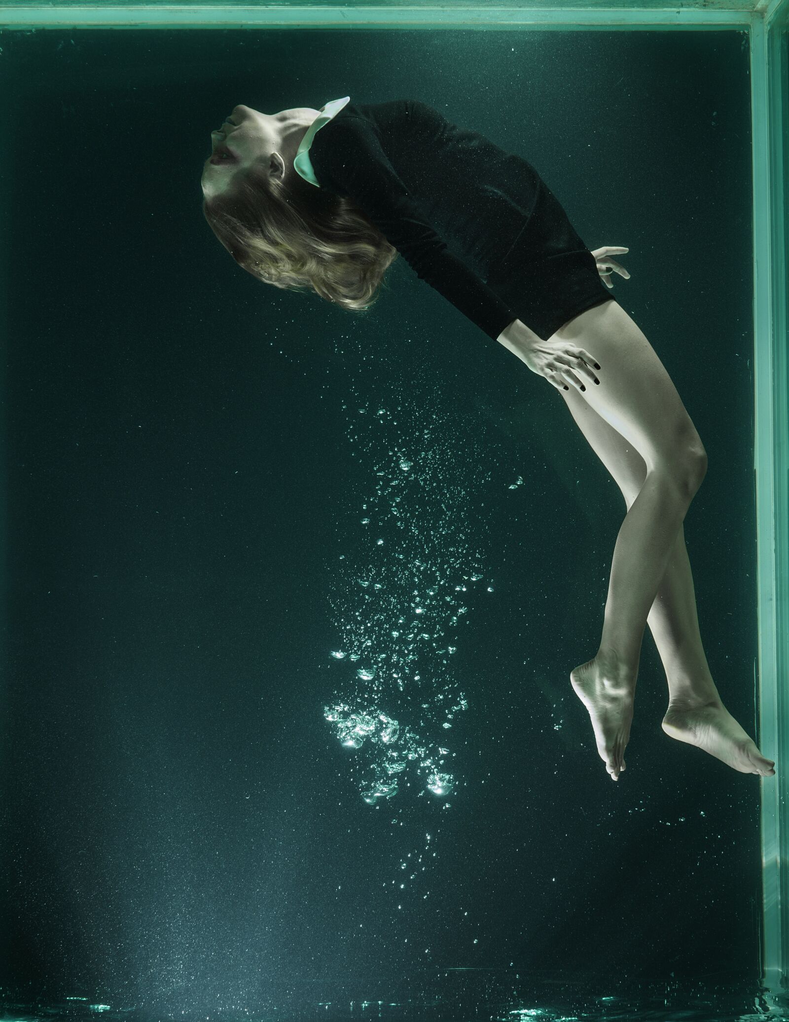 Sony Alpha DSLR-A850 sample photo. Under water, fashion, woman photography