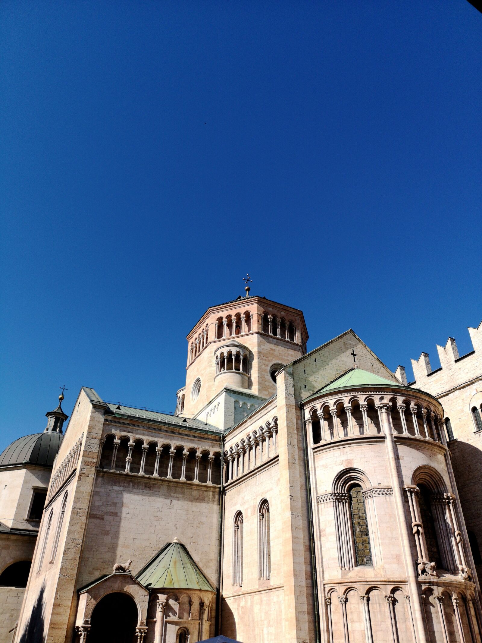 HUAWEI CLT-L29 sample photo. Duomo, trent, city photography