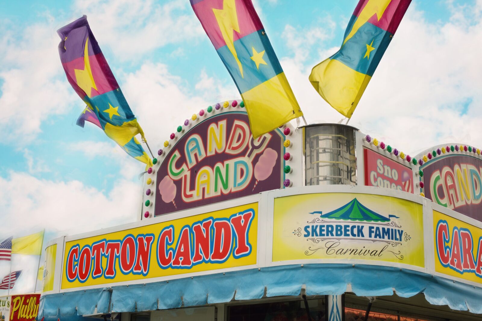 Canon EF 50mm F1.4 USM sample photo. Carnival, summer, concession stand photography