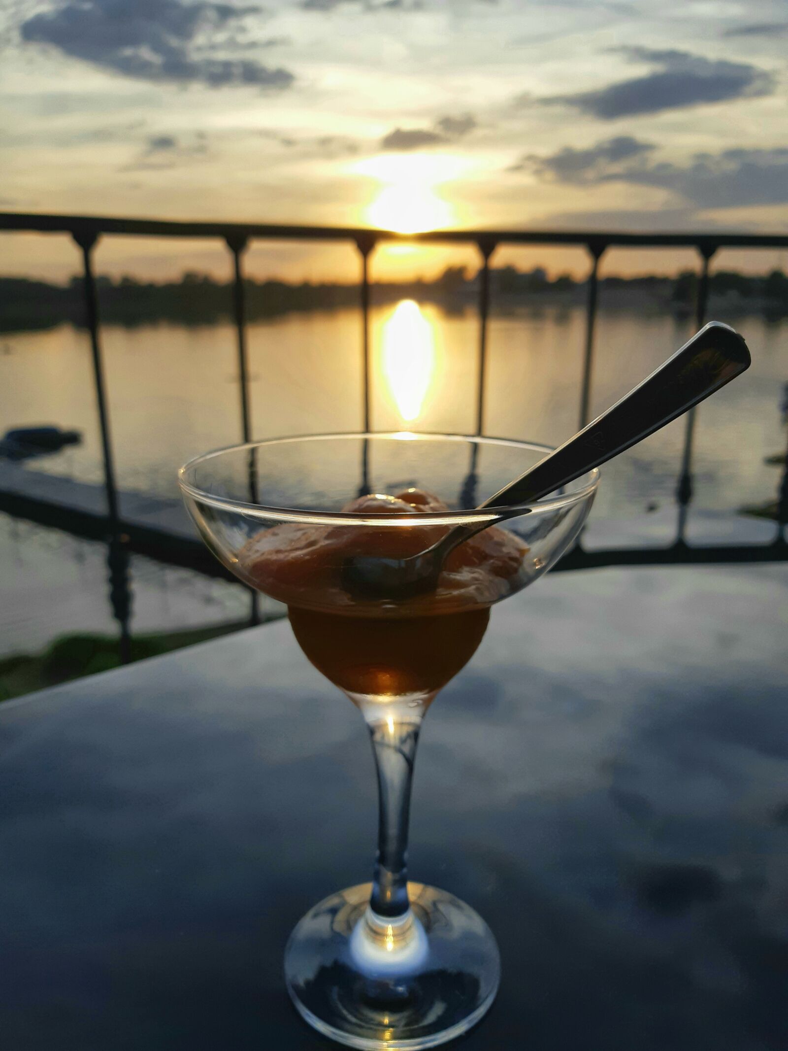 Samsung SM-A730F sample photo. Sunset, glass, reflection photography