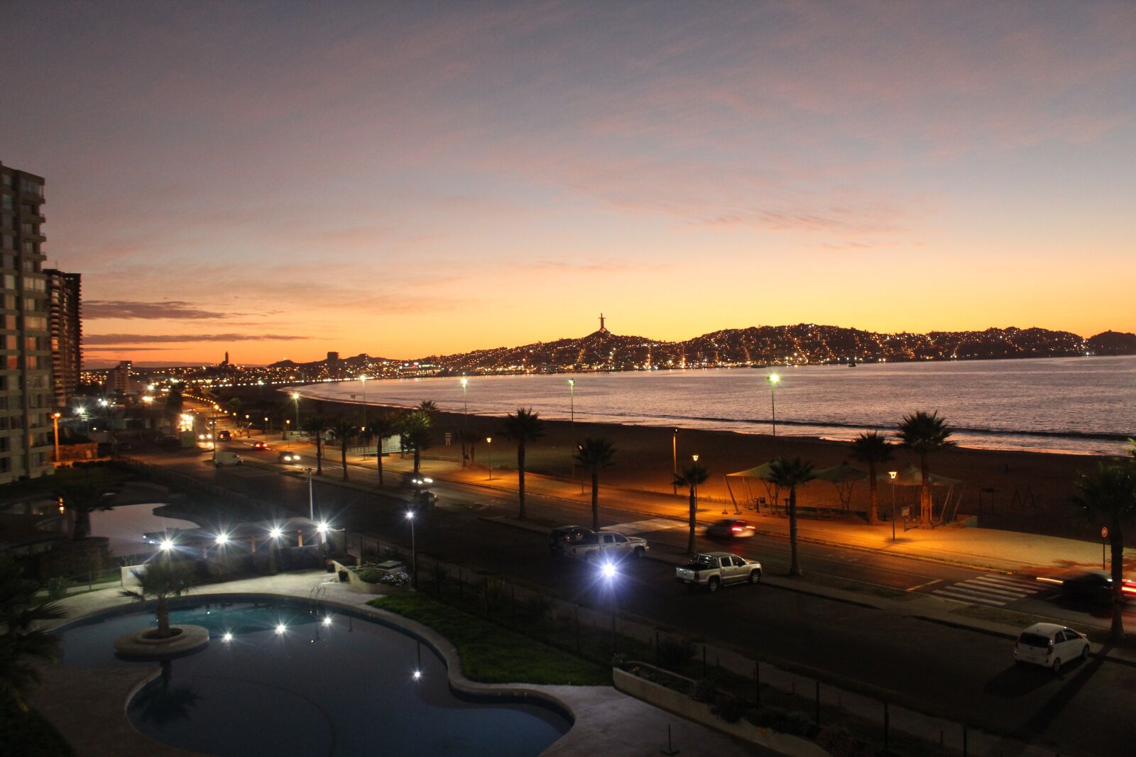 Canon EOS 1300D (EOS Rebel T6 / EOS Kiss X80) sample photo. Coquimbo, cross of the photography