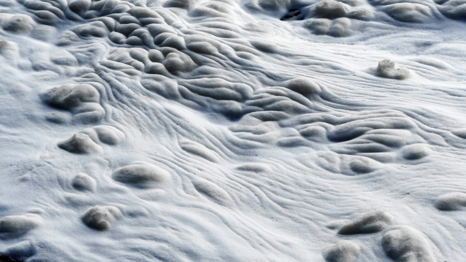 Sony Cyber-shot DSC-HX100V sample photo. Foam carpet, foam, blow photography