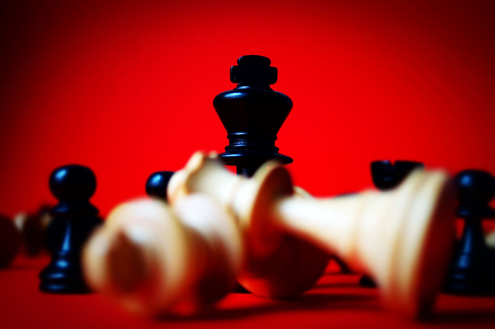 Sony SLT-A58 + Sony DT 30mm F2.8 Macro SAM sample photo. Black, chess, chess, pieces photography