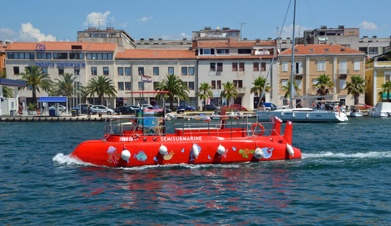 Nikon D3100 sample photo. Glass bottom boat, u photography