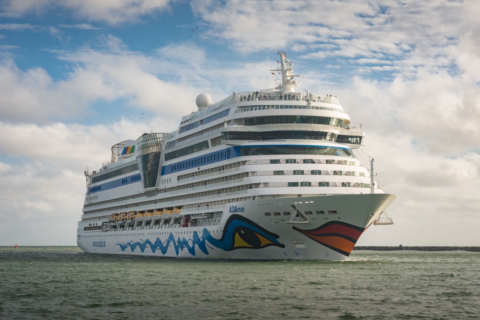 Nikon D7200 sample photo. Cruise ship, aidamar, ship photography