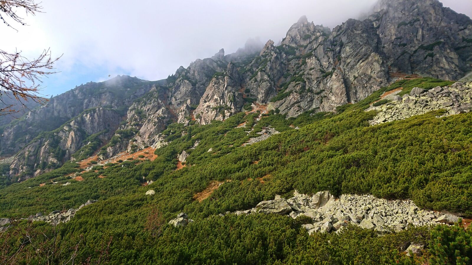Sony Xperia XZ Premium sample photo. Walkway, tatry, mountain photography