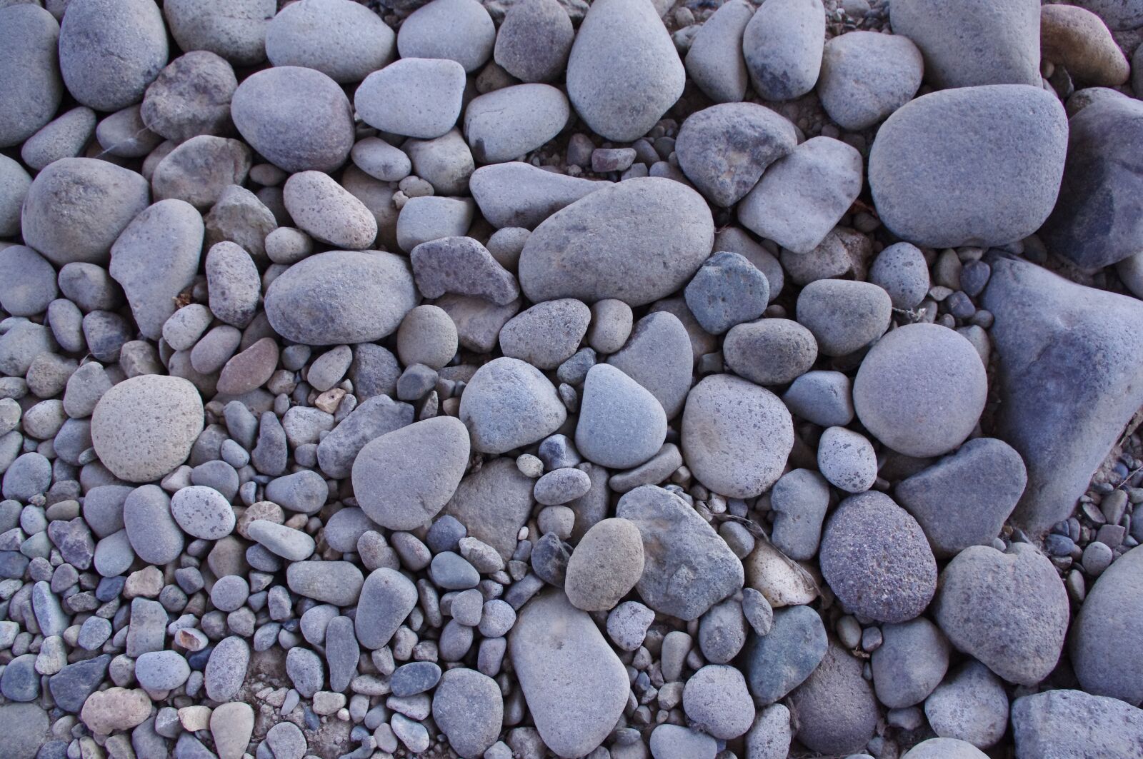 Pentax K-r sample photo. Stones, nature, gray photography