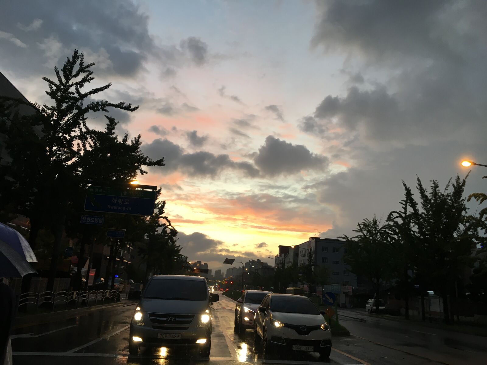 Apple iPhone 6s sample photo. Sunset, rainy season, windy photography