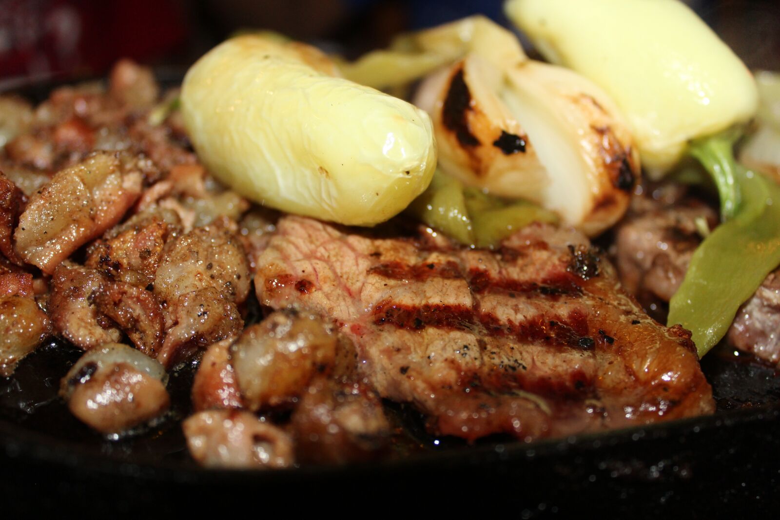 Canon EOS 1200D (EOS Rebel T5 / EOS Kiss X70 / EOS Hi) sample photo. Gut, meat, food photography