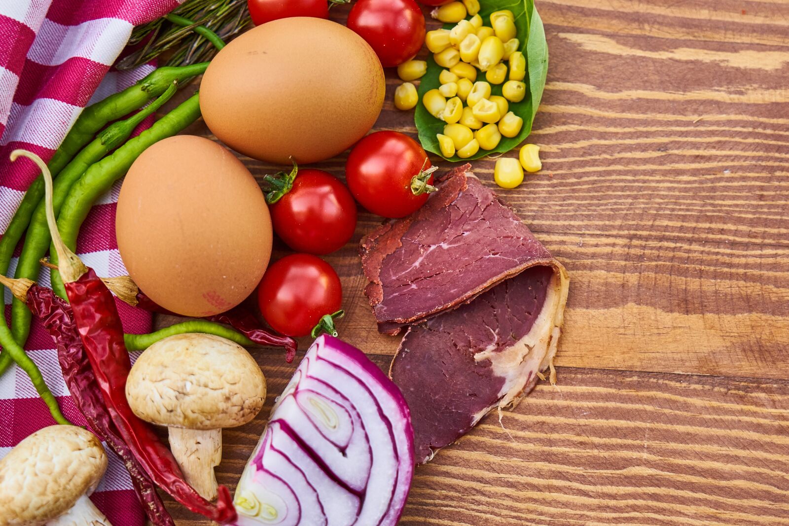 Sony a7R II sample photo. Bacon, egg, mushroom photography
