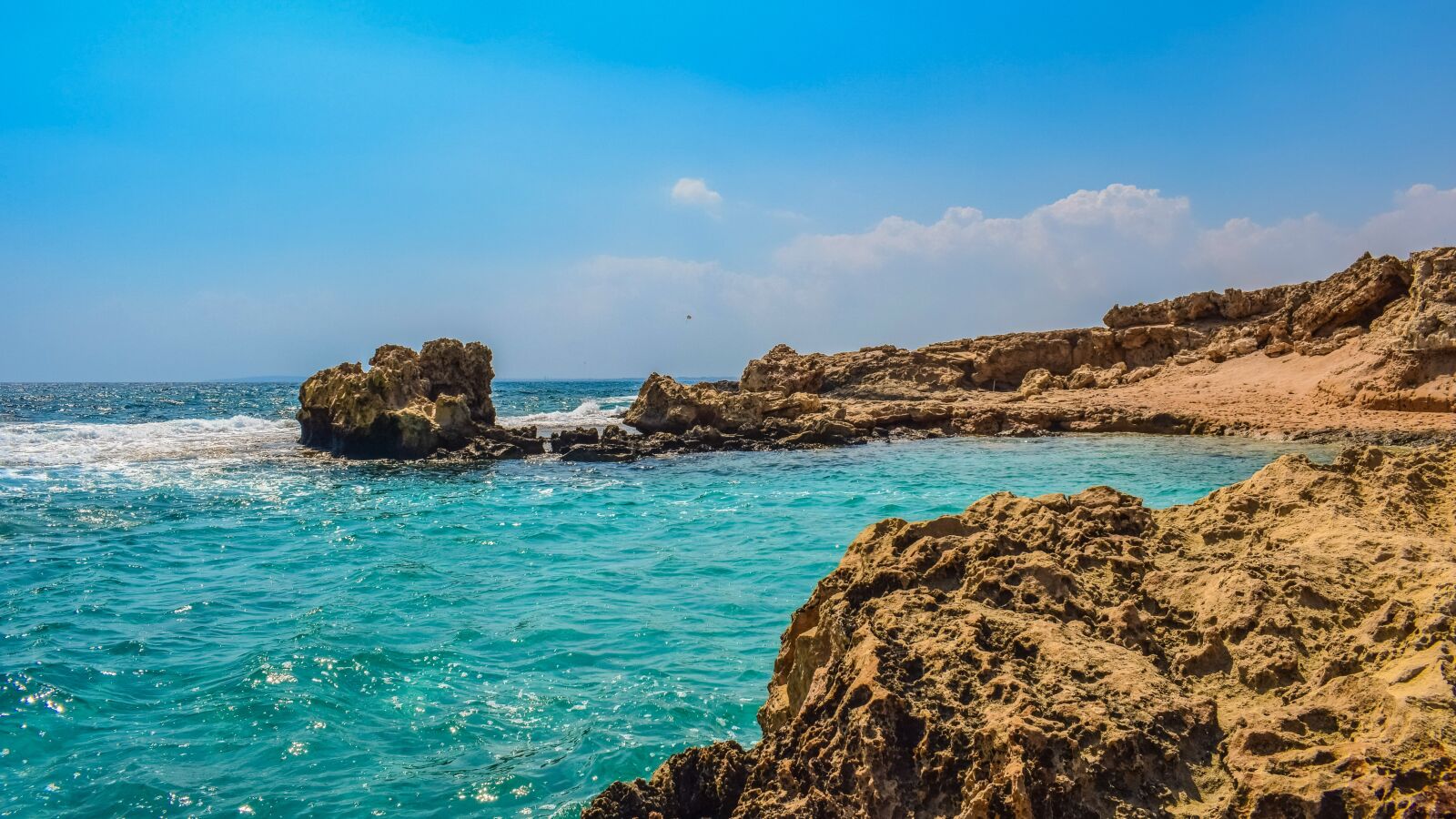Nikon D3300 sample photo. Rocky coast, sea, turquoise photography