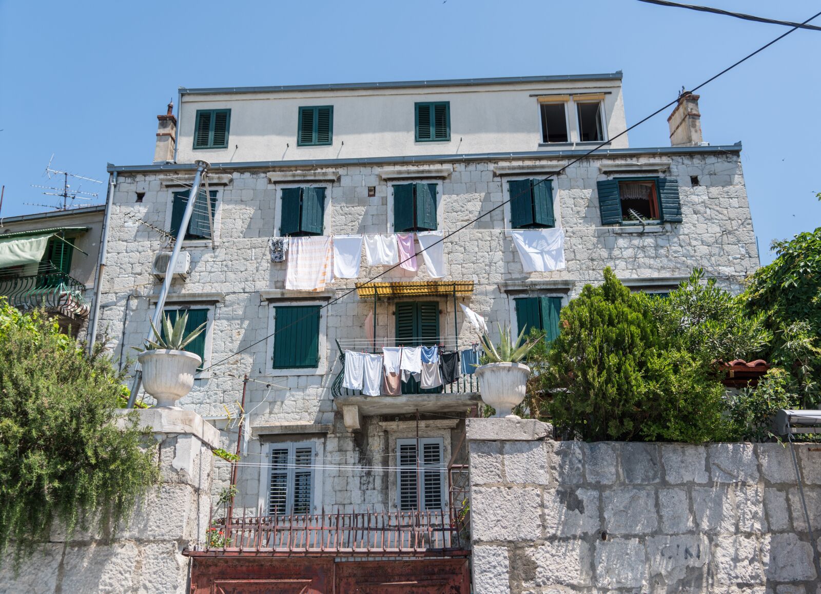 Sony FE 24-240mm F3.5-6.3 OSS sample photo. Split, croatia, architecture photography