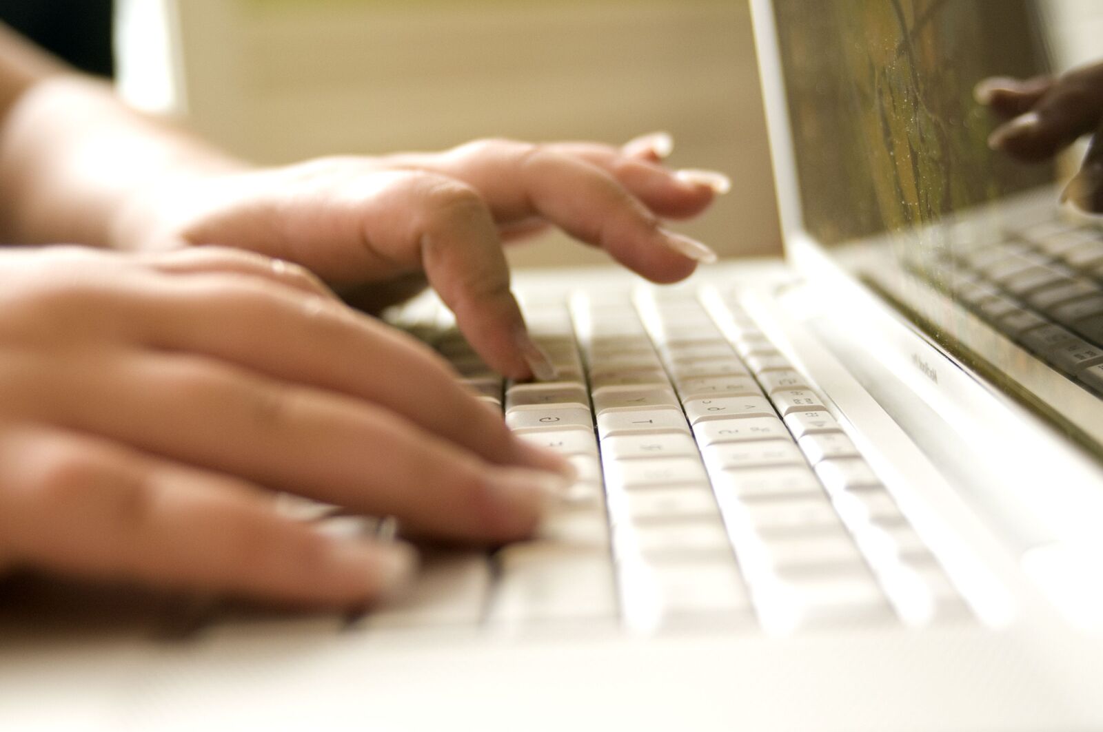 Nikon D300 sample photo. Laptop, computer, keyboard photography