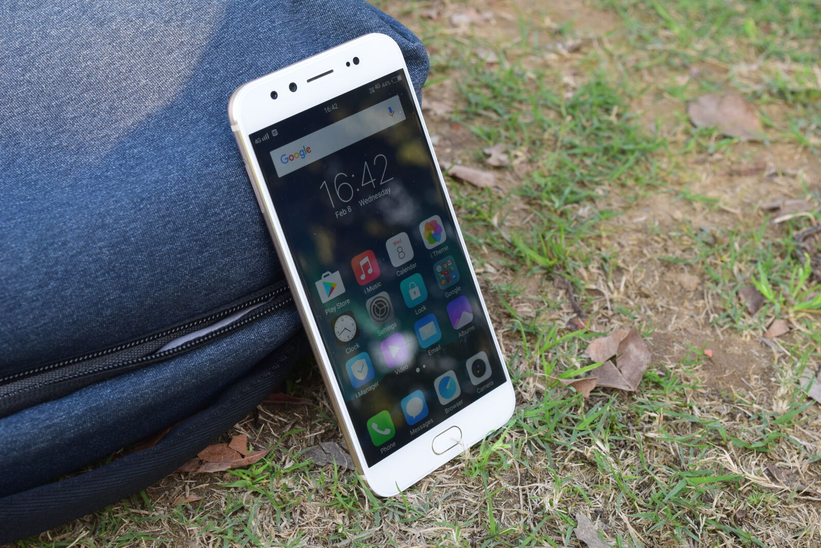 Nikon D3300 sample photo. Android, android, phone, mobile photography