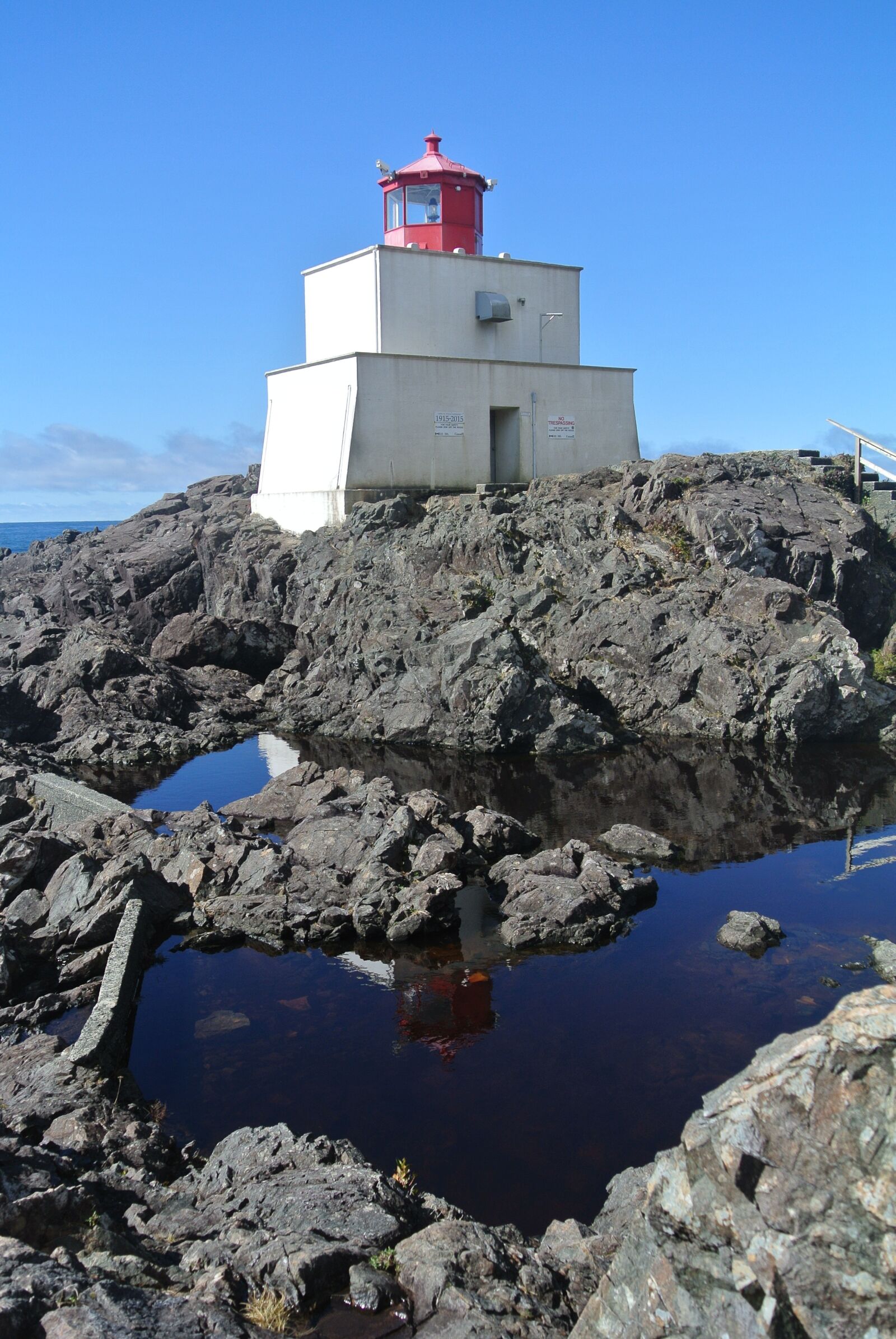 Nikon 1 J1 sample photo. Lighthouse, sea, ocean photography