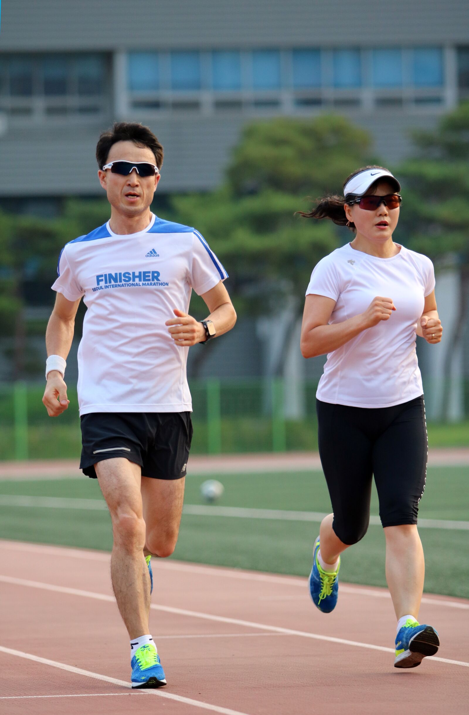 Canon EOS 750D (EOS Rebel T6i / EOS Kiss X8i) + Canon EF 70-200mm F2.8L USM sample photo. Running, athletics, exercise photography
