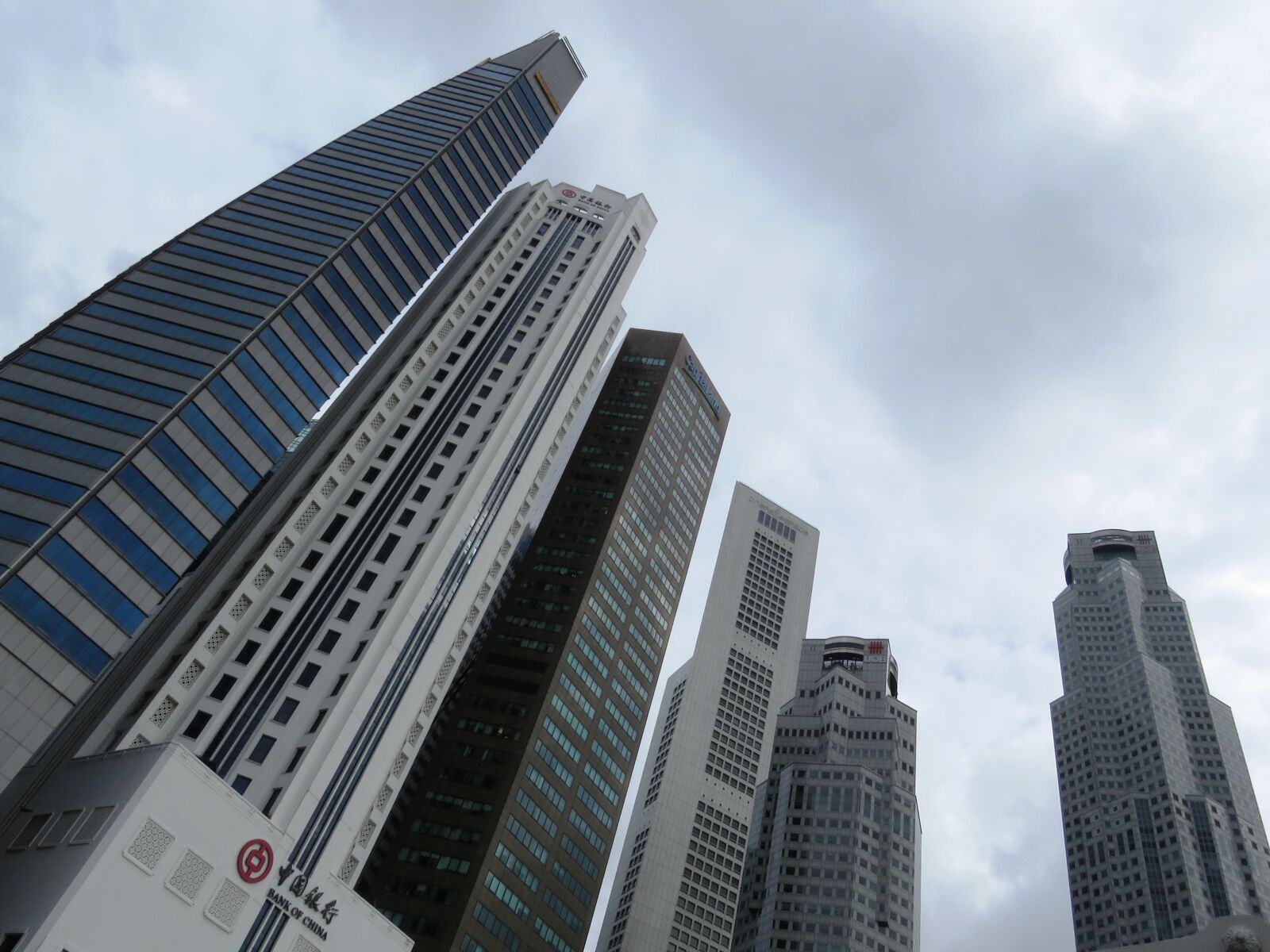 Canon PowerShot SX60 HS sample photo. Singapore, raffles place, afternoon photography