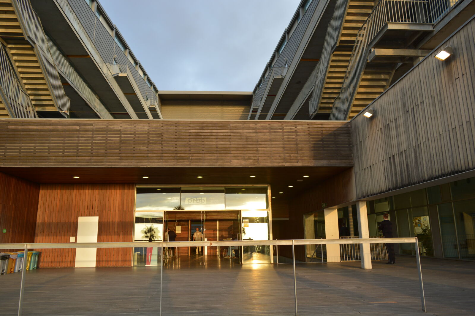 Nikon D5200 sample photo. Modern, building, exterior photography